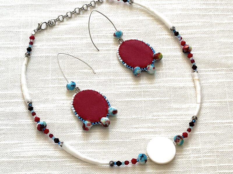 Necklace & Earring set
